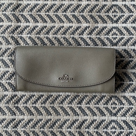 Coach Handbags - Coach wallet. Great condition.